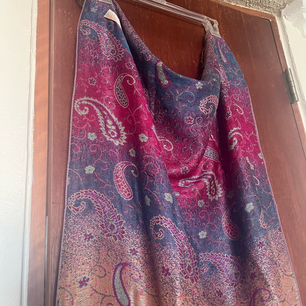 “Pashmina” style scarf blue pink purple gold colors - Picture 6 of 9